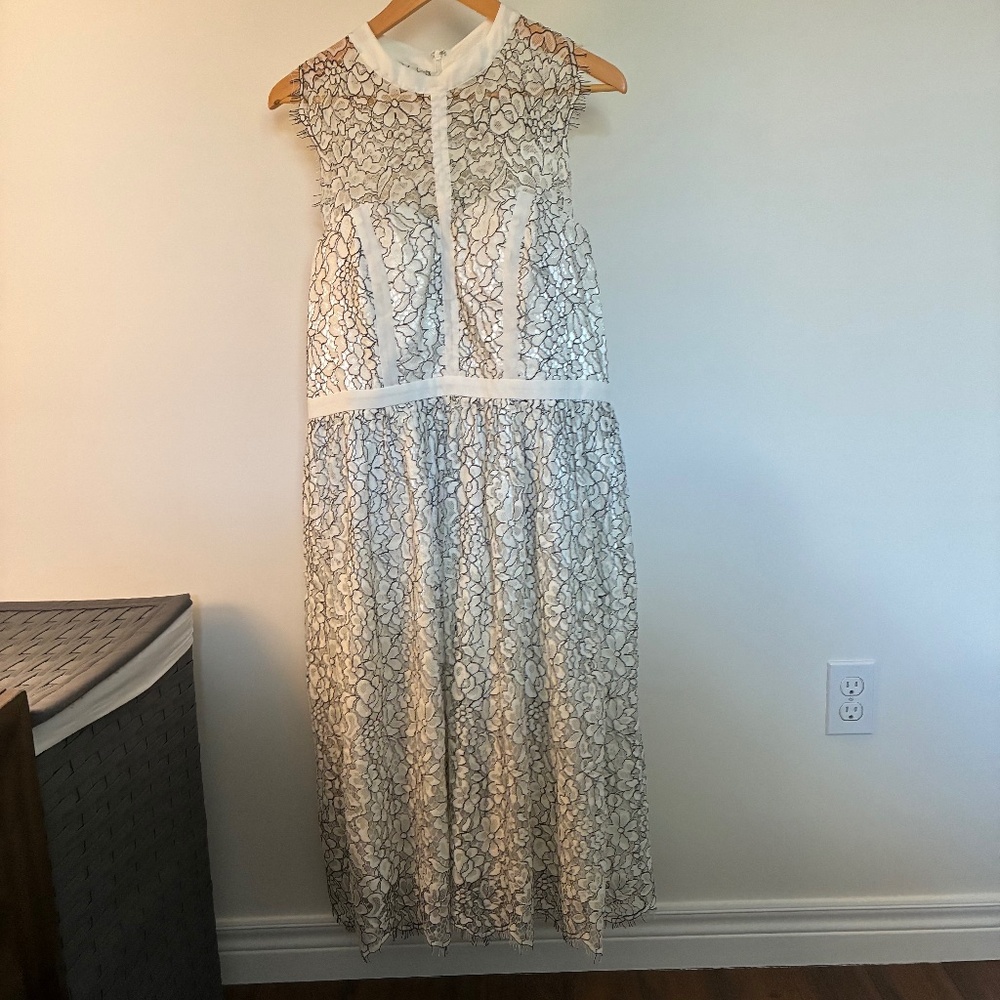 Lace Black and White Dress.  1X